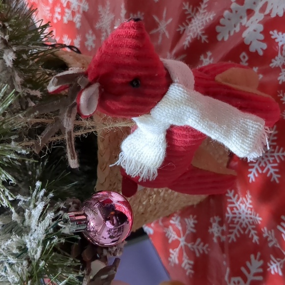 Beautiful Miniature Christmas Tree with Lights!!! - Picture 7 of 9